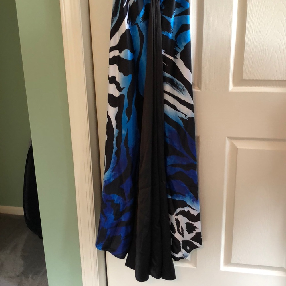 Cache Halter Low Back Gown - image 7